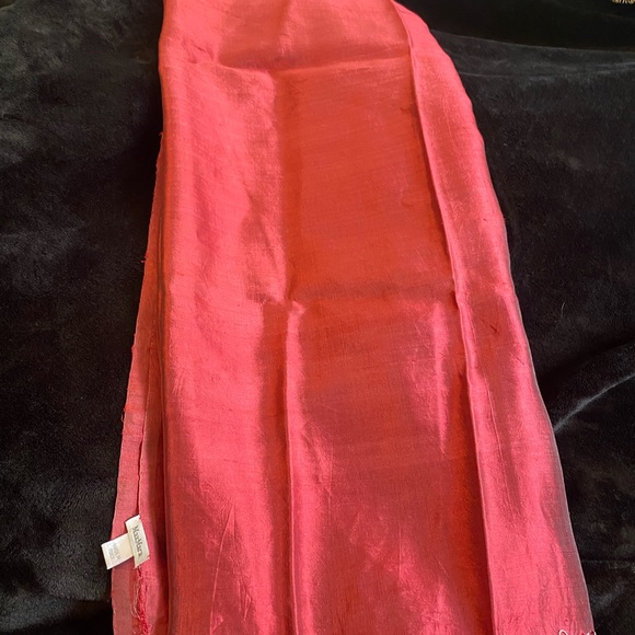 MAX MARA PRE OWNED SCARF 🧣 IN PERFECT CONDITION MADE IN ITALY - Picture 8 of 10